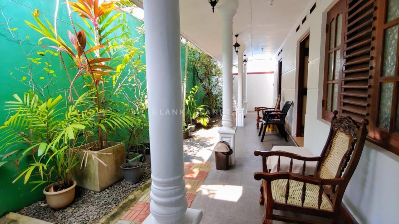Отель Twin Palms Мирисса Экстерьер фото