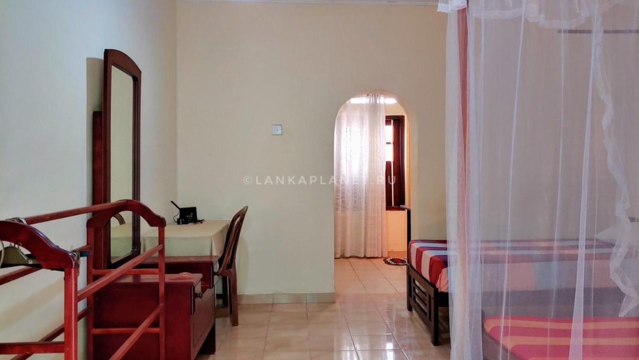 Отель Twin Palms Мирисса Экстерьер фото